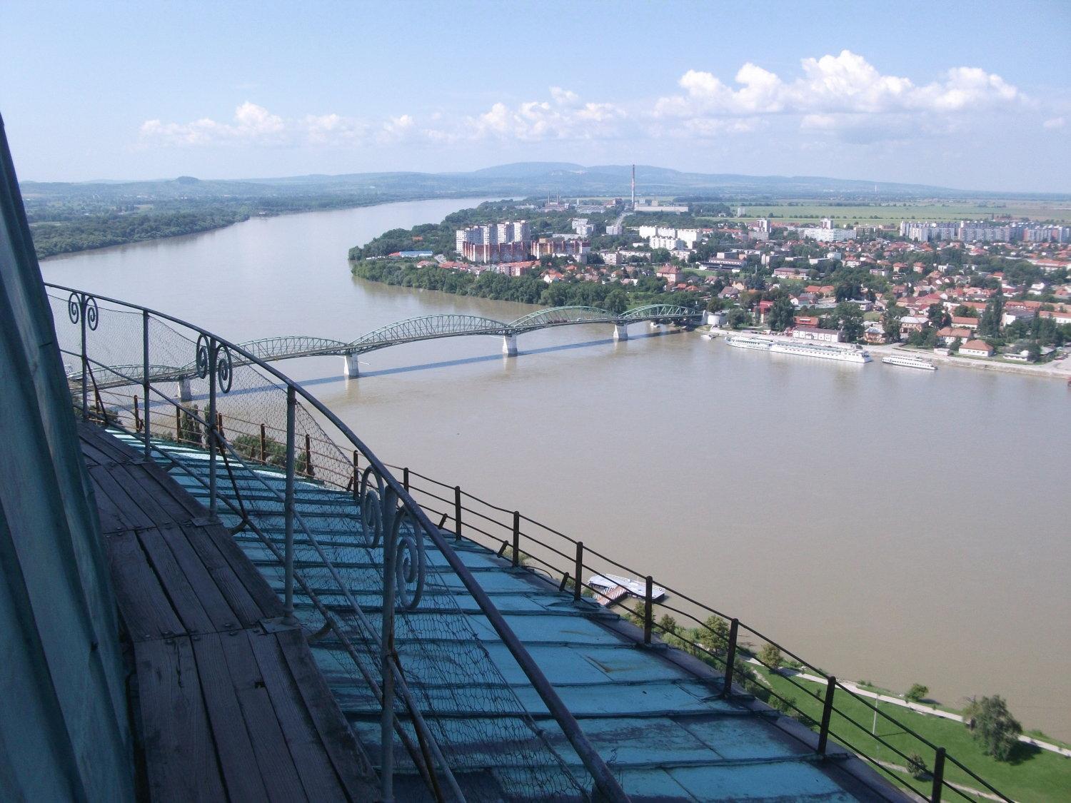 Bed and Breakfast Ria Panzio à Esztergom Extérieur photo
